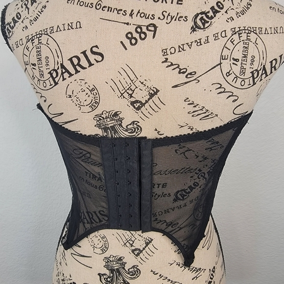 Vintage Victorias Secret Dark Fairy Lace Corset Top Sz 34B Gold Label Milkmade - Picture 4 of 8